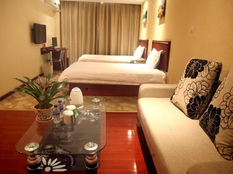 Greentree Inn Guiyang Court Street West Zhongshan Road Subway Station Business Hotel Exterior photo